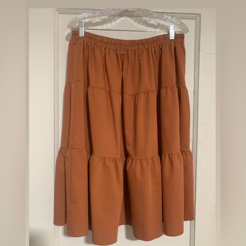 Eliyas Label Flirt skirt in Pumpkin spice